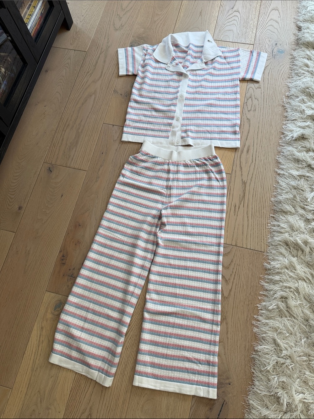Tianzen Short-Sleeve Button Pajama Set in White with Pink & Blue Stripes Size M